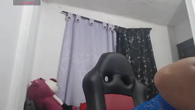 sofi_miracle webcam