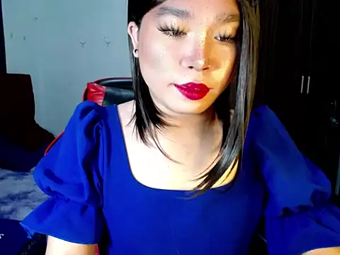 Urassiansweetcummer webcam