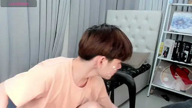 hotfreshdior webcam
