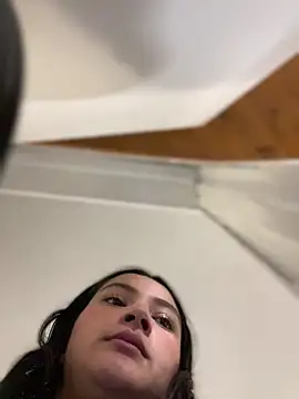 Cami18_pinkk webcam