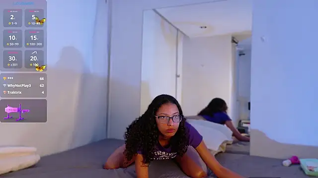 BeccaReedd webcam