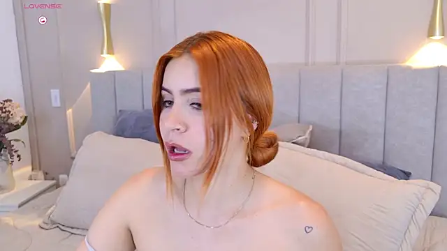 april_rousse webcam