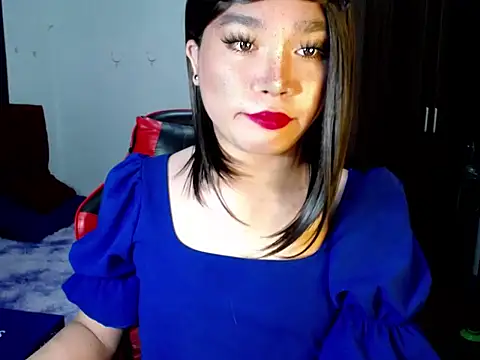 Urassiansweetcummer webcam