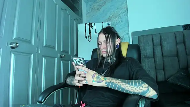 LustDeimoon webcam