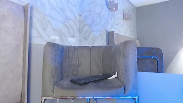 robin__2025 webcam