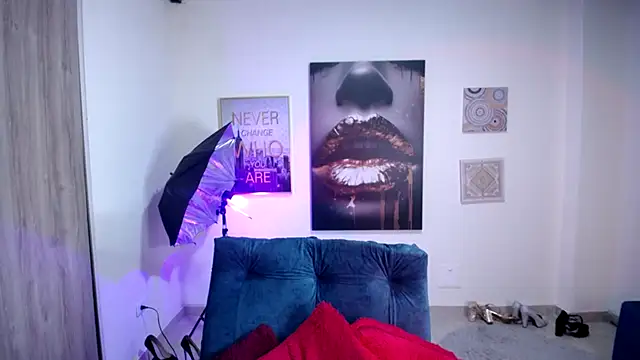 IsaBaileys_ webcam