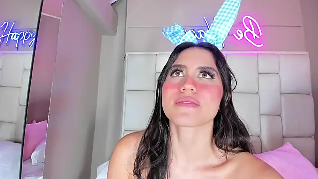 VioletthaRous webcam