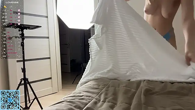 RadiantBliss webcam