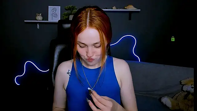 ellie_fire1 webcam