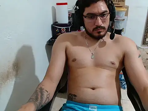 Leonino231 webcam