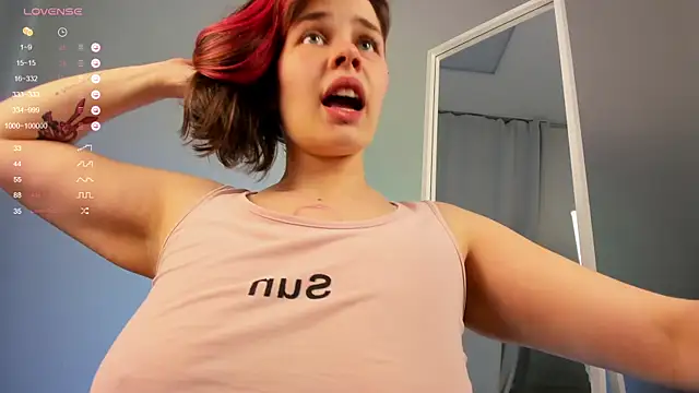 Ally_Monnie webcam