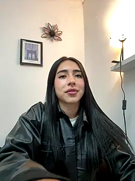 isabella_jade