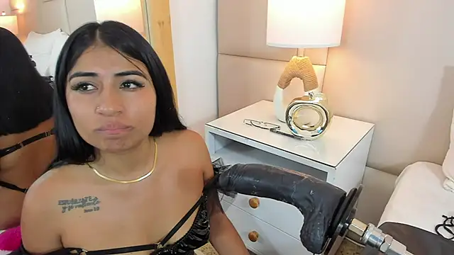 hidden sexcam AntoniaRoss 