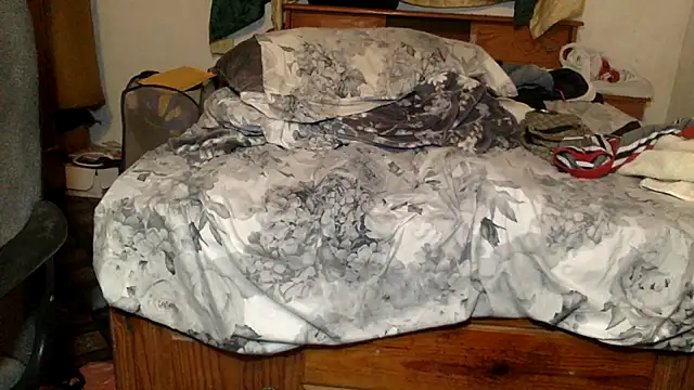 BBC_JoyBoi webcam