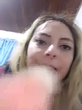 madelaine- webcam