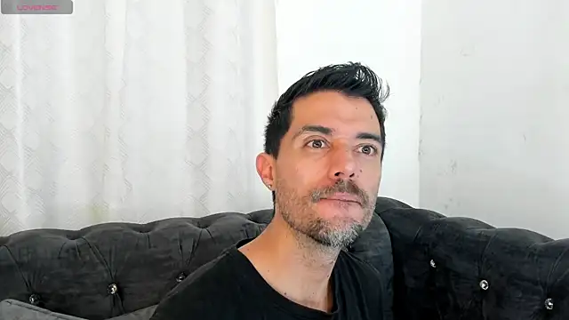 Adam_MillanFF webcam