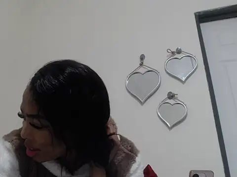SEXYMOANSXX webcam