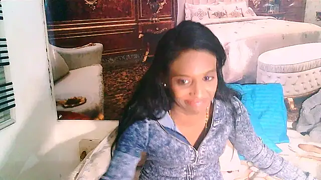 IndianLoveBug webcam