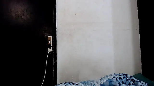 SexyBibi25 webcam