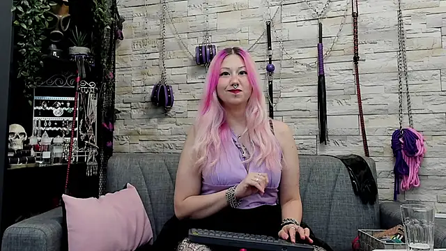CruelMistress webcam