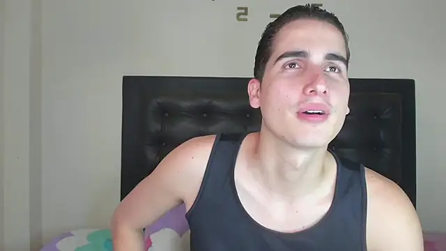 Ryan_Levi_ webcam