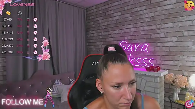 SarahCoksss webcam