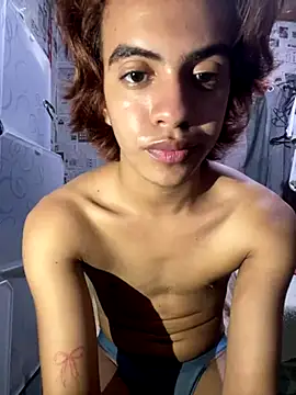 lluv_trix webcam