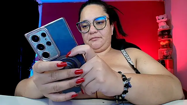 lulubigtitts1 webcam