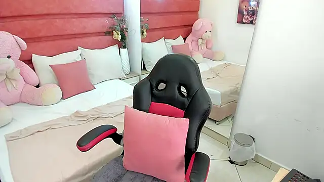 naomi_harding webcam