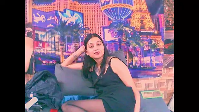 IndianPrettySmile webcam