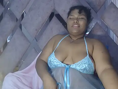 takeen_hot webcam