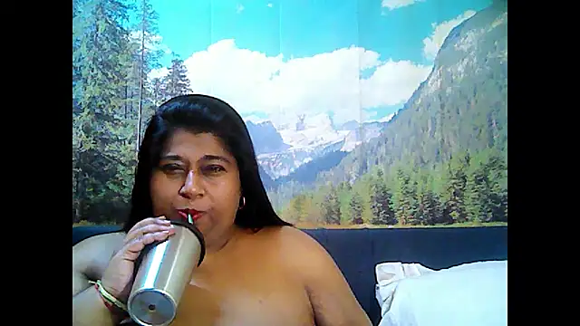 indianhoney694u webcam