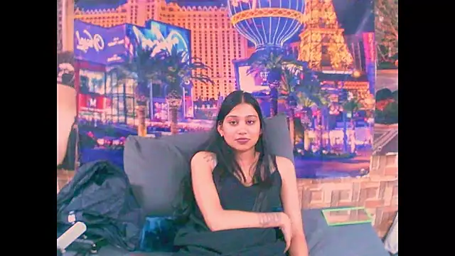 IndianPrettySmile webcam