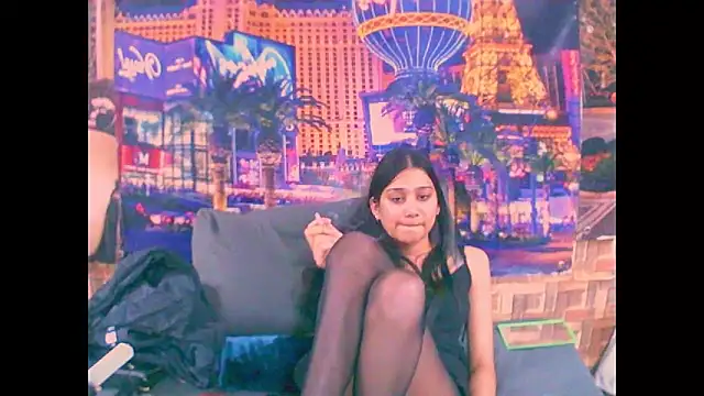 IndianPrettySmile webcam