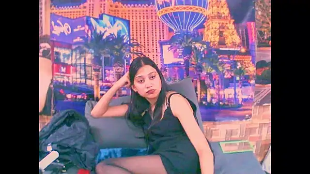 IndianPrettySmile webcam