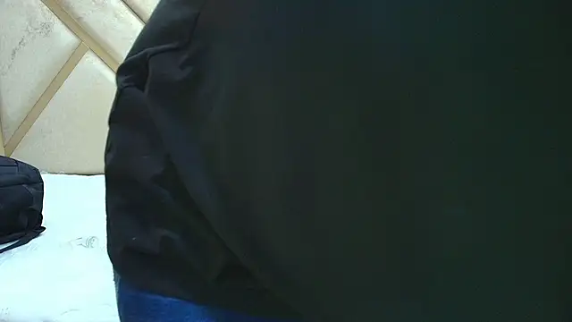 EmilyandMarcus webcam
