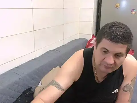 SpartacusDaddy48 webcam