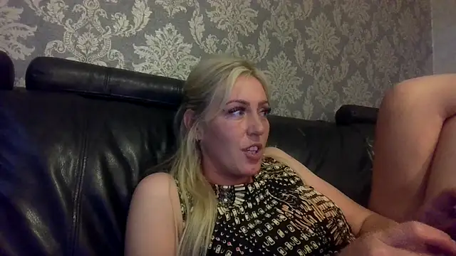 stormy_p webcam