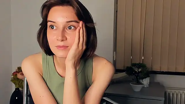 DarelleEglin webcam