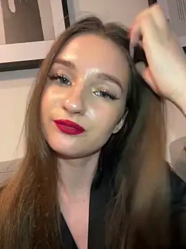 AdelinaEmber webcam
