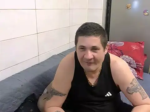  SpartacusDaddy48 chat room