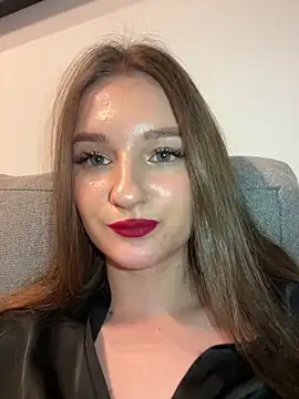AdelinaEmber webcam