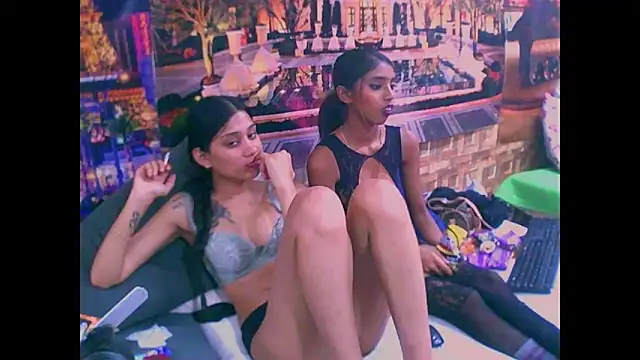 IndianPrettySmile webcam