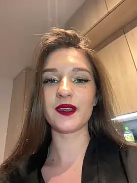 AdelinaEmber webcam