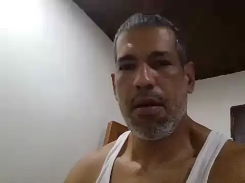 jackbigcock11 webcam