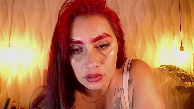 Naomi_Braunx webcam