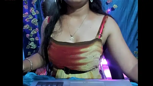 Forever_Love2025 webcam