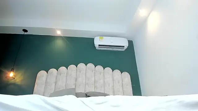 EylinFox_ webcam