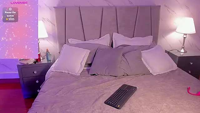 ChloeBeaumont webcam