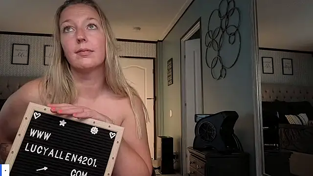 lucyallen4201 webcam